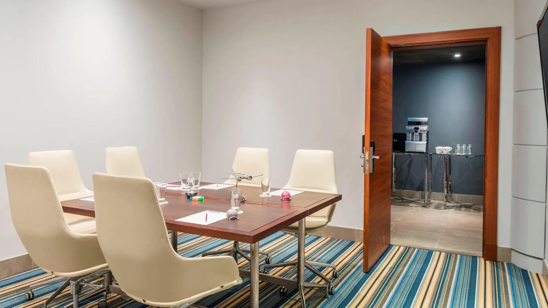 Aloft Abu Dhabi Hotel