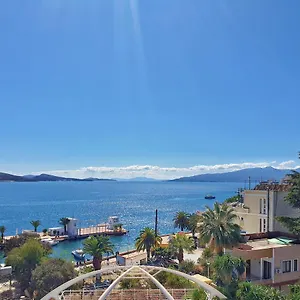 Joan Hotel Sarandë